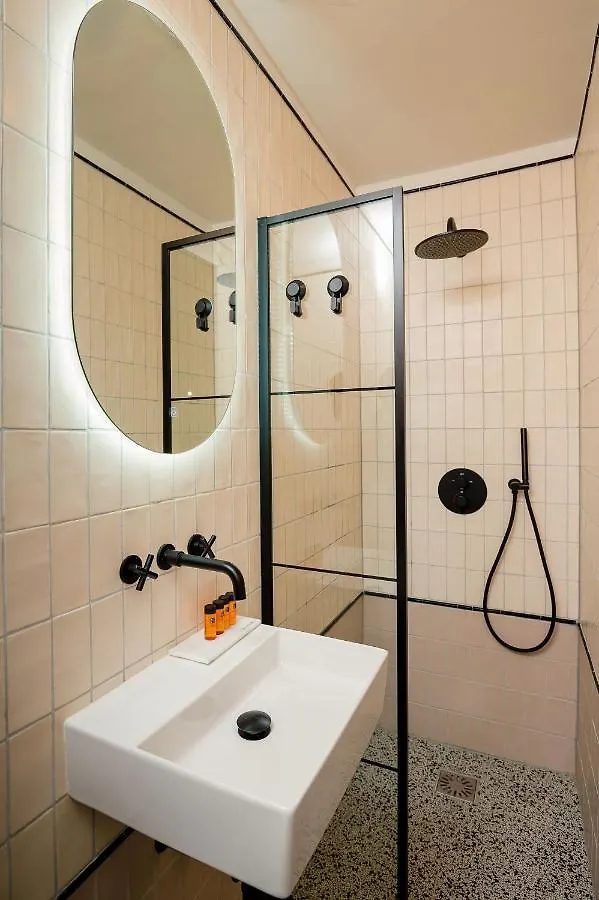 Hotel Mr.Lewis Rotterdam