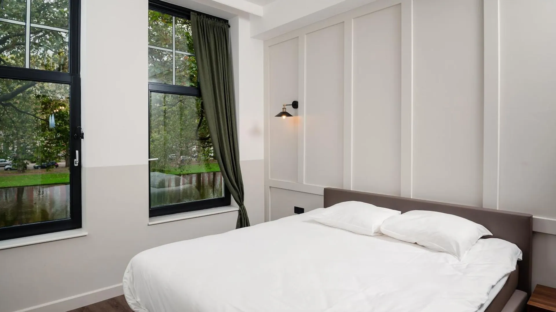 Hotel Mr.Lewis Rotterdam 3*,  Niederlande