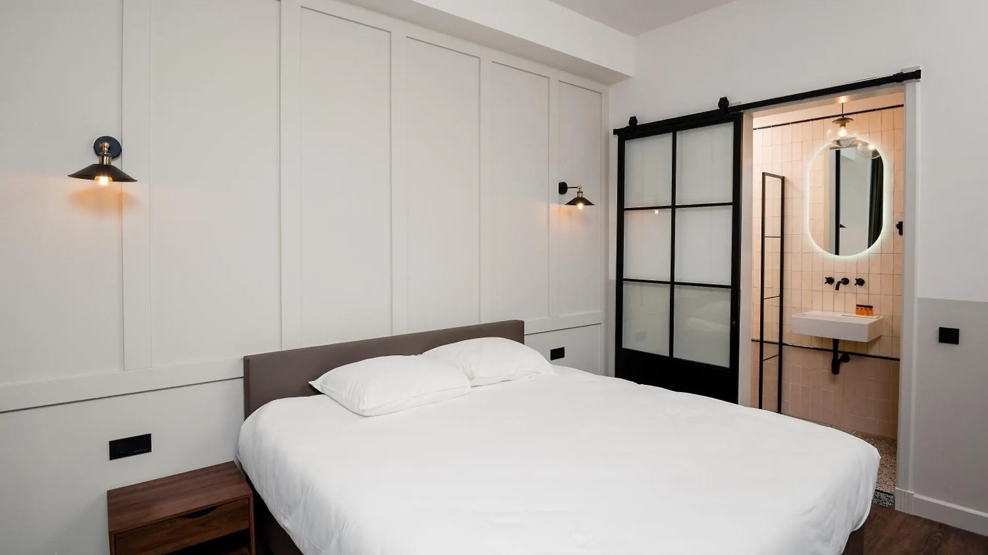 ***  Hotel Mr.Lewis Rotterdam Niederlande